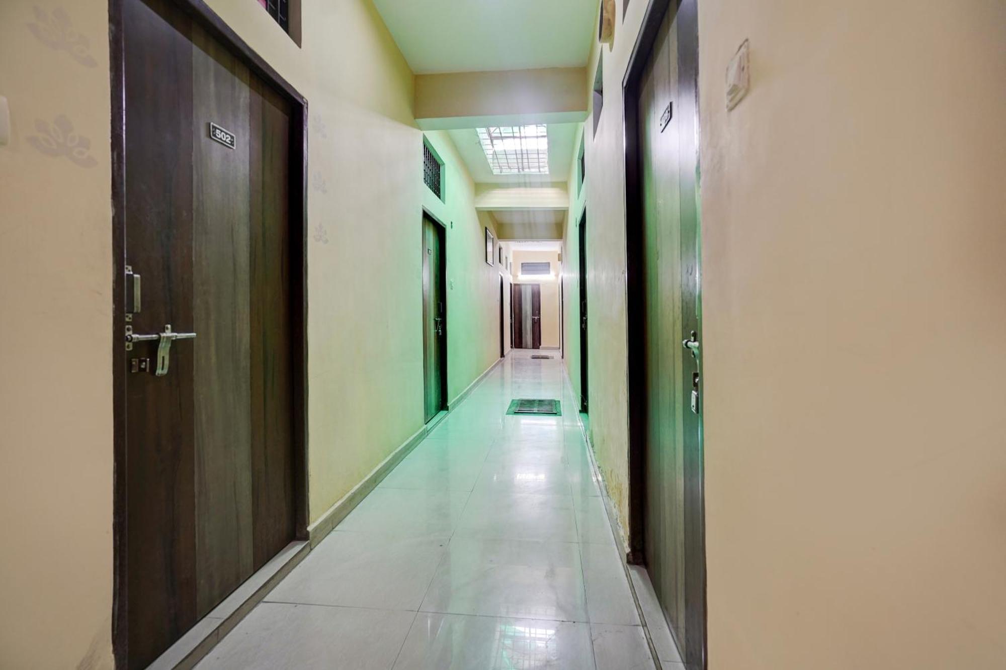 Hotel O Shyam Utsav Mirzapur Экстерьер фото